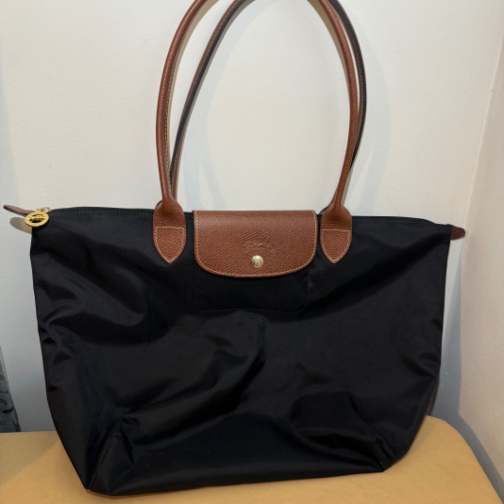 Longchamp Large Le Pliage Tote - Picture 5 of 11